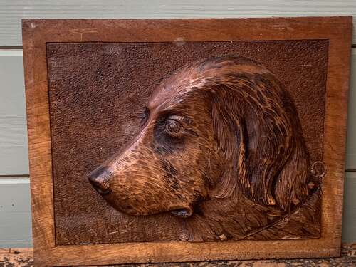 EARLY 20th C CARVED PANEL OF A DOG’S HEAD