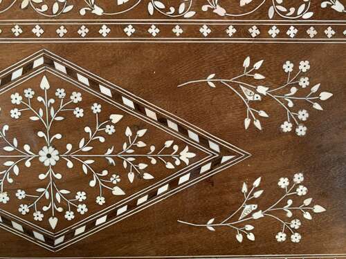 EARLY 20th CENTURY HOSHIAPUR SERVING TRAY
