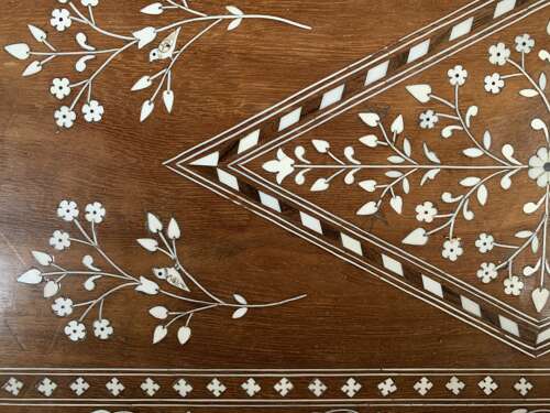 EARLY 20th CENTURY HOSHIAPUR SERVING TRAY