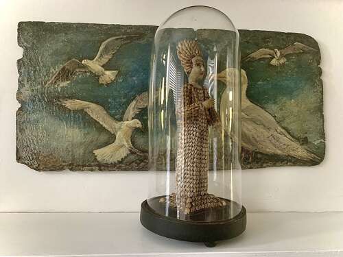 A RARE 19th CENTURY SAILORS SEASHELL DOLL