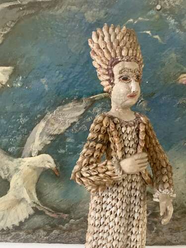 A RARE 19th CENTURY SAILORS SEASHELL DOLL