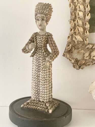 A RARE 19th CENTURY SAILORS SEASHELL DOLL