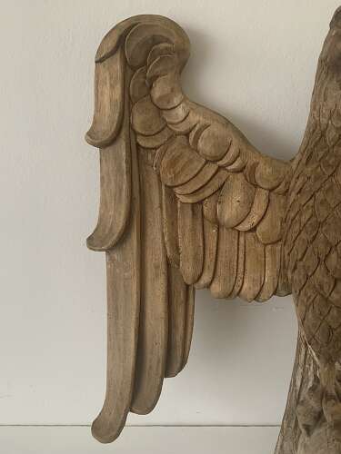 STUNNING ANTIQUE CARVING OF AN EAGLE