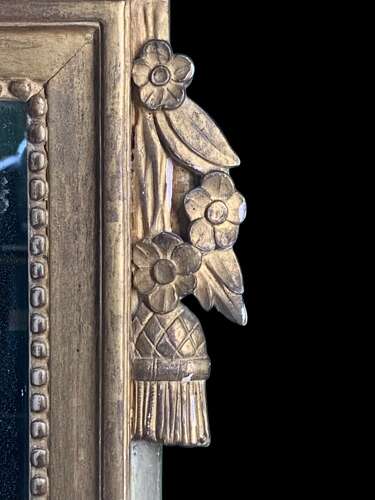 CHARMING 18th C FRENCH MARRIAGE MIRROR